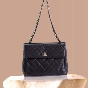 Chanel Front Pocket in Black Caviar Leather. Black interior lining.